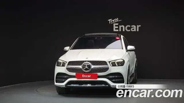 Mercedes-Benz GLE-Class 2023 — ფოტო 13/20