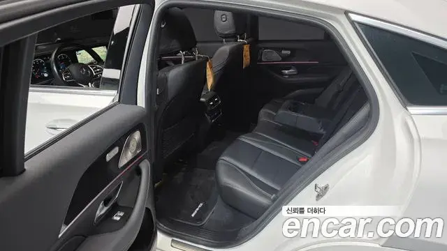 Mercedes-Benz GLE-Class 2023 — ფოტო 19/20