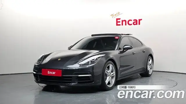 Porsche Panamera 2018 — ფოტო 19/20