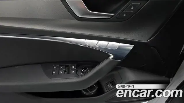 Audi A6 2020 — ფოტო 13/20