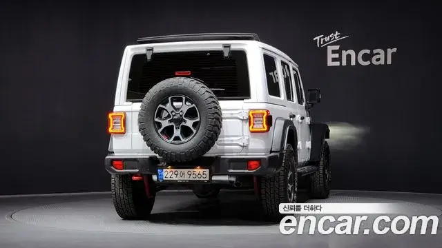 Jeep Wrangler 2022 — Фото 4/20