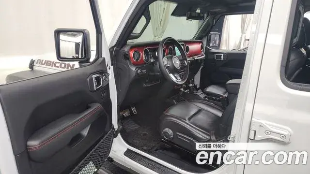 Jeep Wrangler 2022 — Фото 10/20