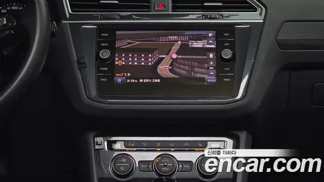 Volkswagen Tiguan 2020 — Photo 8/20