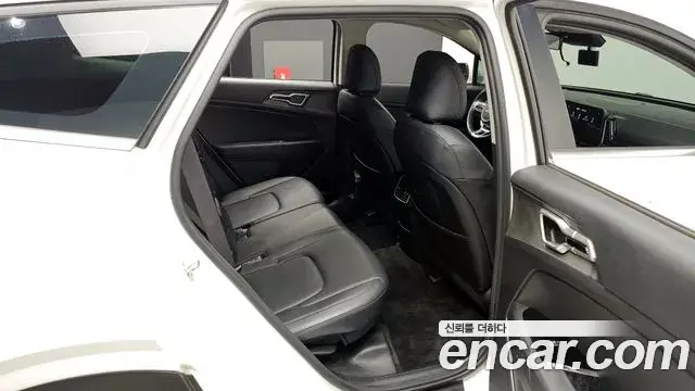 Kia Sportage 2021 — Фото 12/20