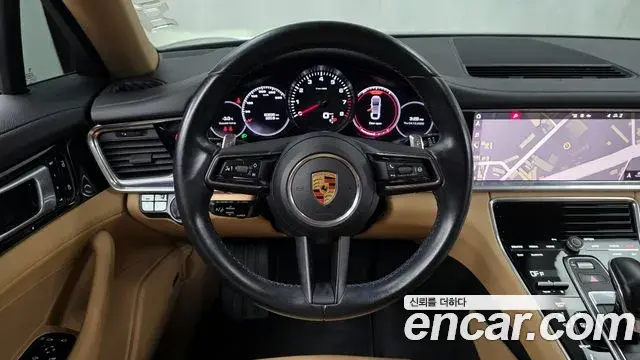 Porsche Panamera 2021 — Photo 16/20