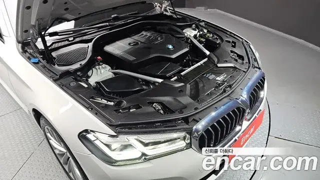 BMW 5 Series 2020 — ფოტო 20/20