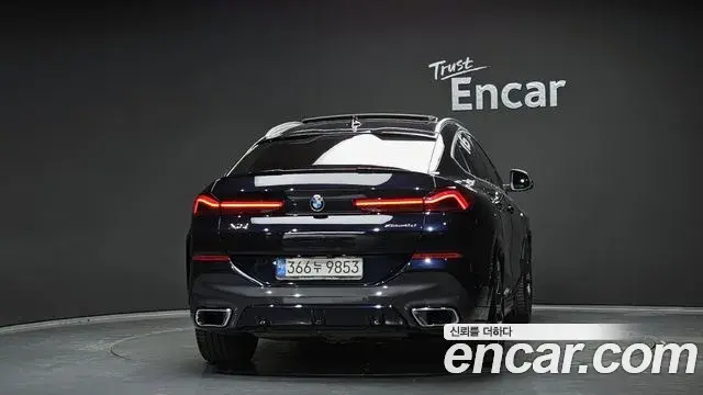 BMW X6 2022 — ფოტო 17/20