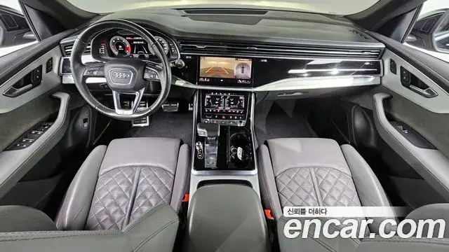 Audi Q8 2021 — ფოტო 1/20