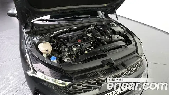 Kia K5 2021 — Photo 8/20