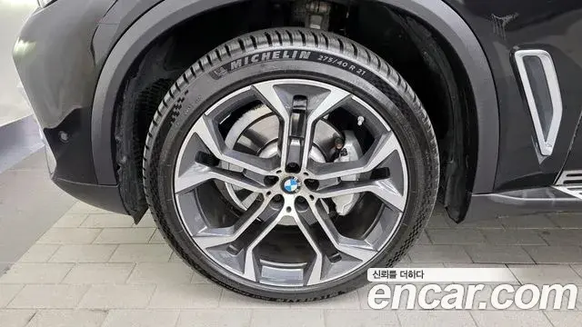BMW X5 2023 — Photo 11/20