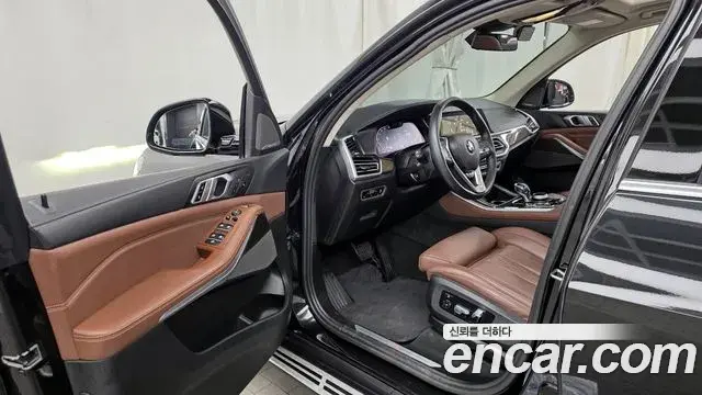 BMW X5 2023 — Photo 16/20