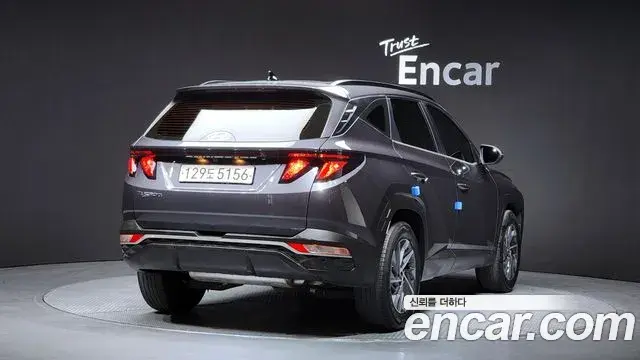 Hyundai Tucson Hybrid 2021 — ფოტო 14/20