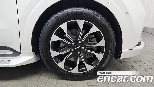 Kia Carnival 2021 — Şəkil 1/20