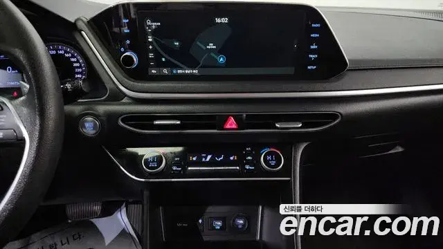 Hyundai Sonata Hybrid 2019 — ფოტო 16/20