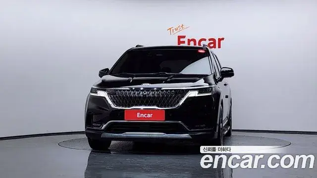 Kia Carnival 2021 — ფოტო 11/20
