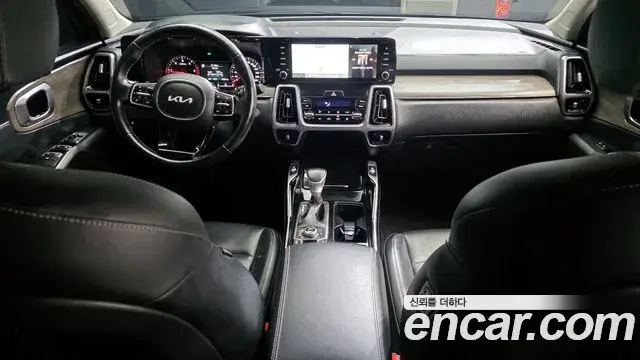 Kia Sorento 2021 — ფოტო 13/20