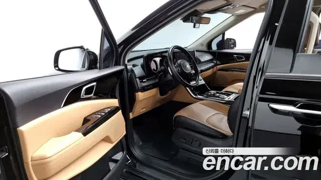 Kia Carnival 2021 — Photo 4/20