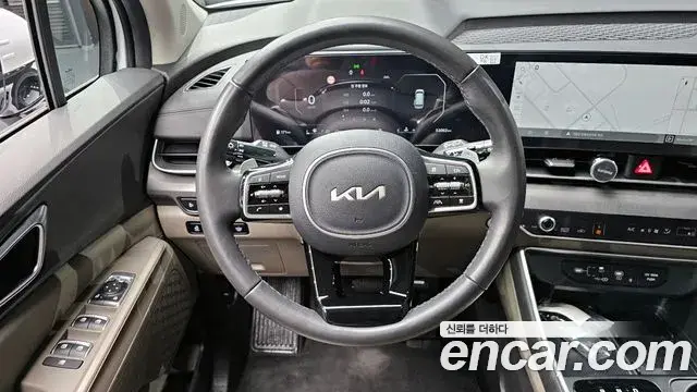 Kia Carnival 2024 — ფოტო 12/20