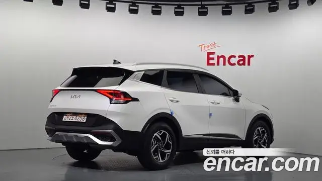 Kia Sportage 2021 — ფოტო 5/20