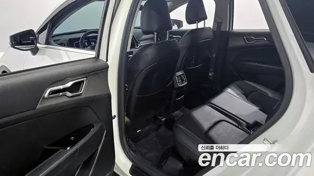 Kia Sportage 2021 — ფოტო 9/20