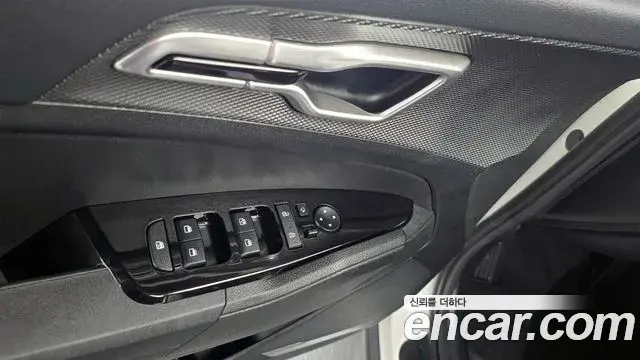 Kia Sportage 2021 — ფოტო 16/20