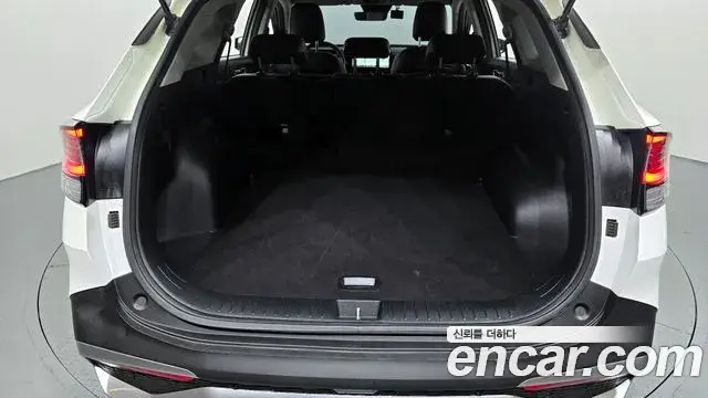 Kia Sportage 2021 — ფოტო 2/20