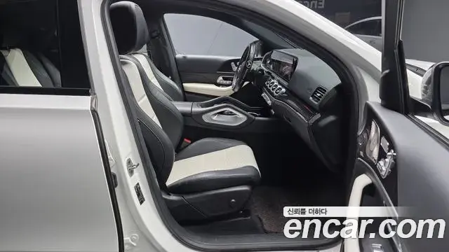 Mercedes-Benz GLE-Class 2022 — Фото 10/20