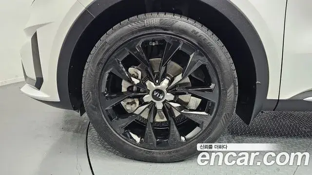 Kia Sorento 2021 — Фото 4/20