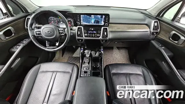 Kia Sorento 2021 — Фото 6/20