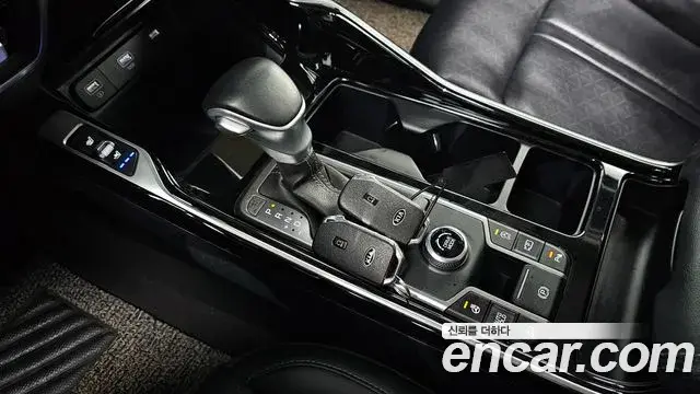 Kia Sorento 2021 — Фото 8/20