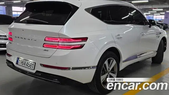 Genesis GV80 2022 — Photo 15/20