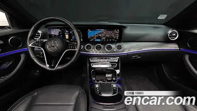 Mercedes-Benz E-Class 2023 — Фото 7/20