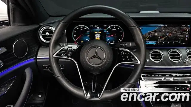 Mercedes-Benz E-Class 2023 — Фото 13/20