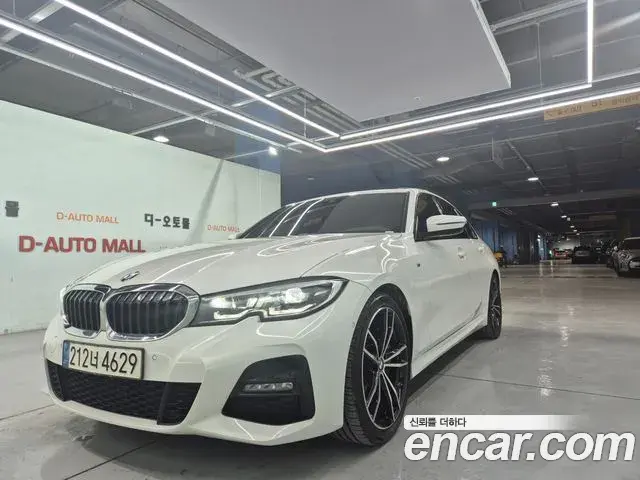 BMW 3 Series 2022 — Фото 1/20