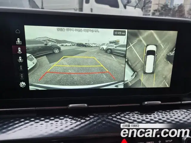 Kia Carnival 2021 — ფოტო 18/20
