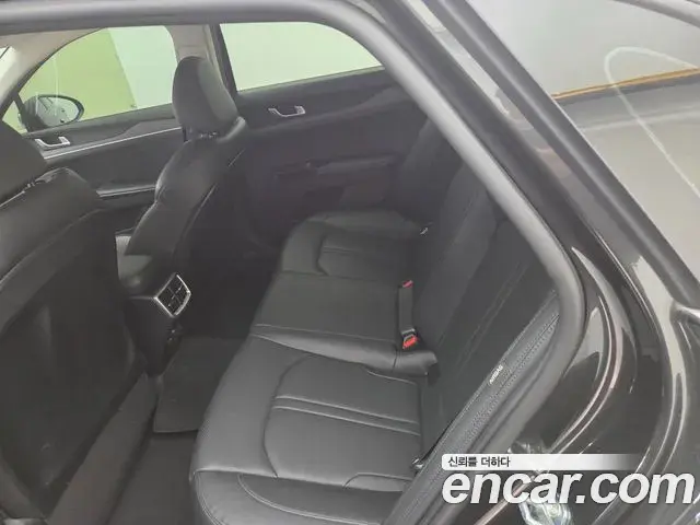 Kia K5 2020 — Şəkil 15/18