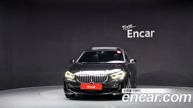 BMW 1 Series 2022 — ფოტო 20/20