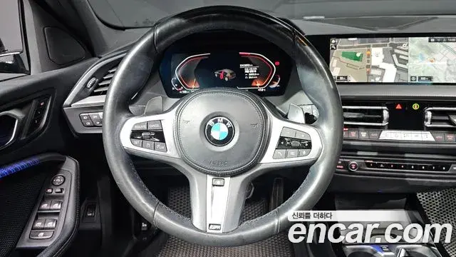 BMW 1 Series 2022 — ფოტო 11/20
