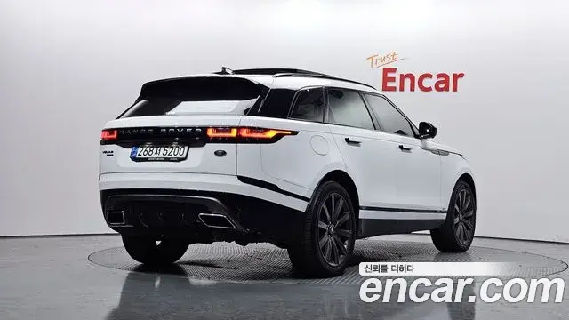 Land Rover Range Rover Velar 2020 — Фото 2/20