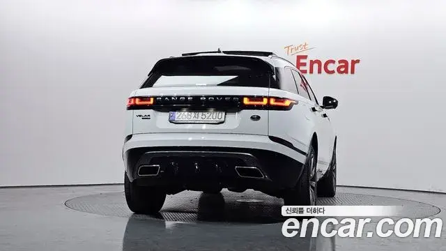 Land Rover Range Rover Velar 2020 — Фото 4/20
