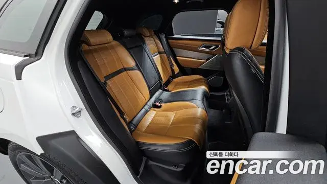 Land Rover Range Rover Velar 2020 — Фото 12/20