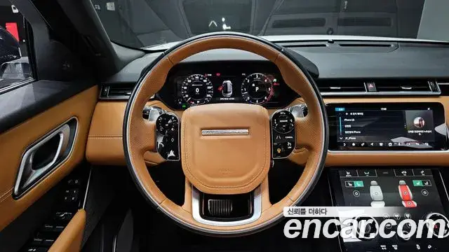 Land Rover Range Rover Velar 2020 — Фото 13/20
