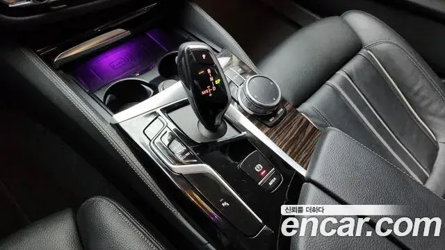 BMW 5 Series 2022 — ფოტო 2/20