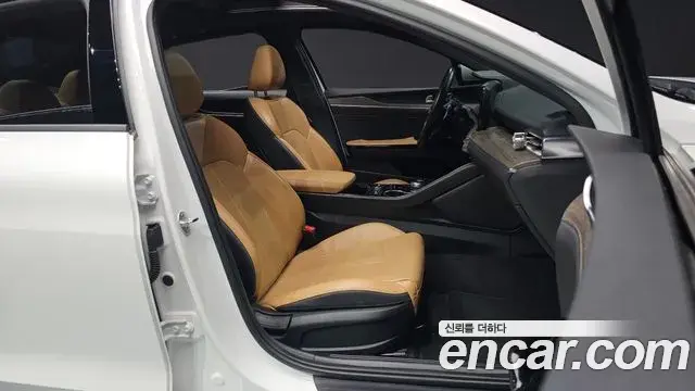 Kia K5 2020 — Şəkil 17/20