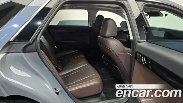 Hyundai Grandeur Hybrid 2023 — Şəkil 1/20
