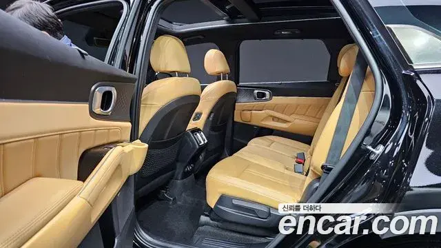 Kia Sorento 2022 — Фото 12/20