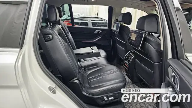 BMW X7 2021 — Şəkil 7/20