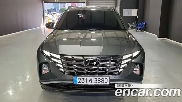 Hyundai Tucson Hybrid 2023 — ფოტო 11/16