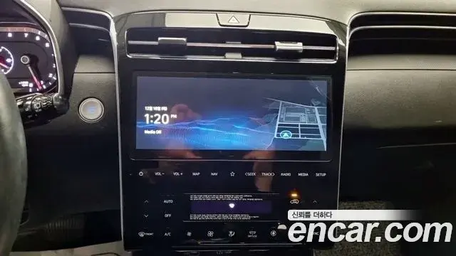 Hyundai Tucson Hybrid 2023 — ფოტო 10/16