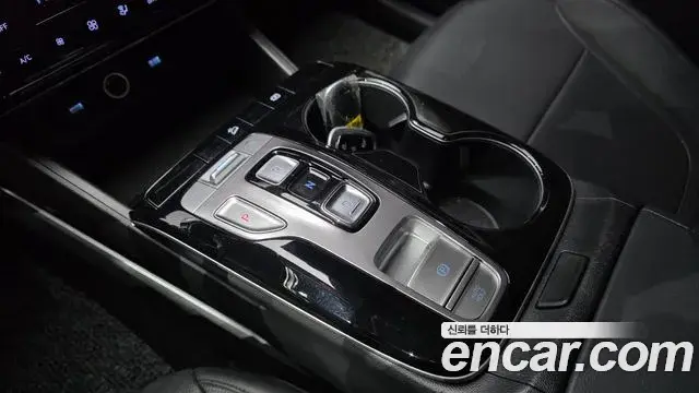 Hyundai Tucson Hybrid 2021 — Photo 6/20